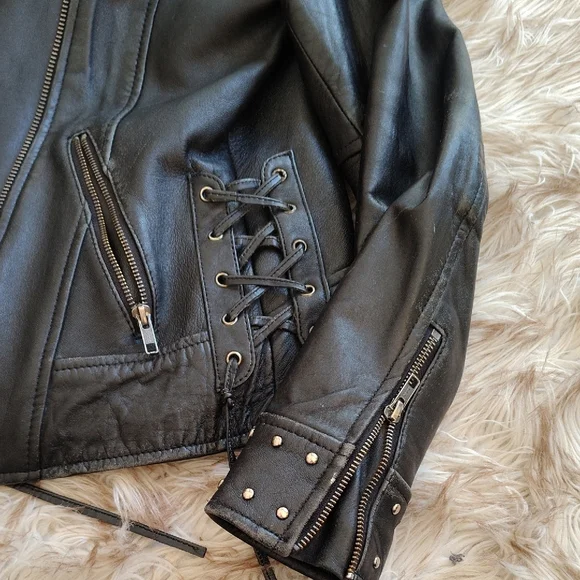 Derringer Real  Black Leather Jacket for Women - Picture 5 of 8